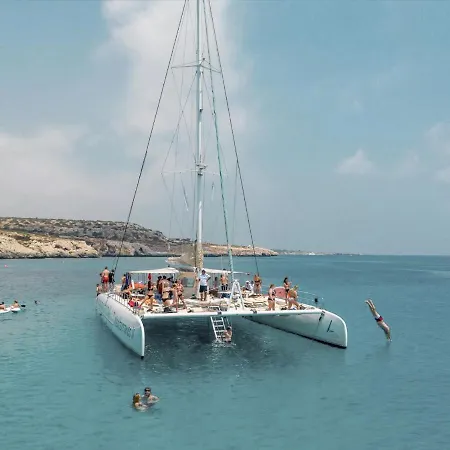 Appartement Charming,Modern And Bright Apartment In Sunny Ayia Napa All Yours