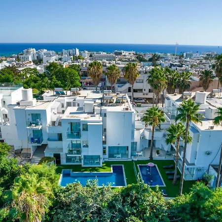 Charming,Modern And Bright Apartment In Sunny Ayia Napa All Yours شقة *